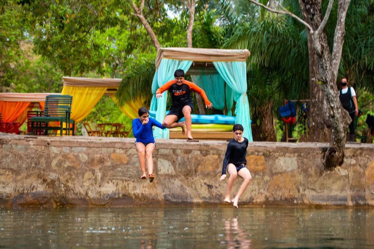 Araras Ecopark Hotel E Balneario Бонито Екстериор снимка